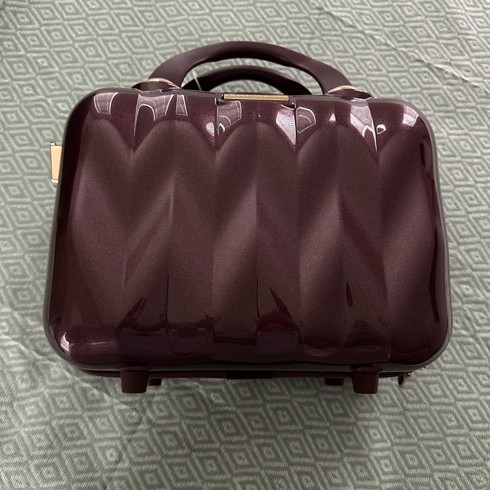 NWT Marcy McKenna makeup bag